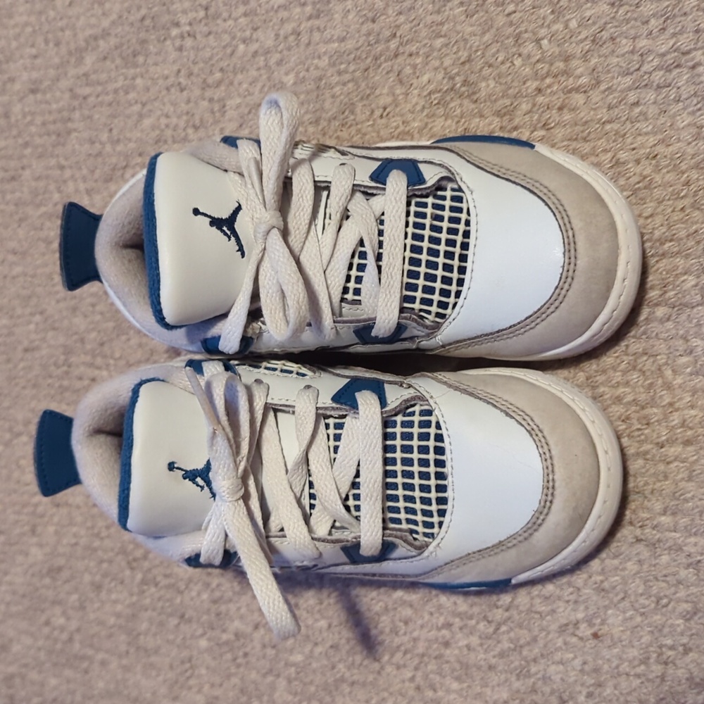 Air Jordan 4 Retro OG TD Sneakers in Off White/Military Blue/Neutral Grey 10C - Picture 4 of 8